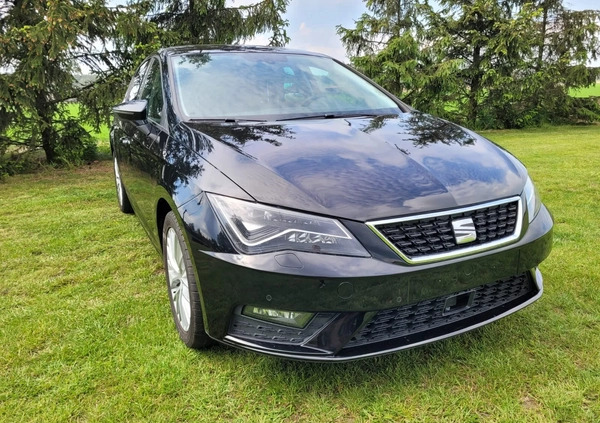 Seat Leon cena 52500 przebieg: 104638, rok produkcji 2018 z Wschowa małe 121